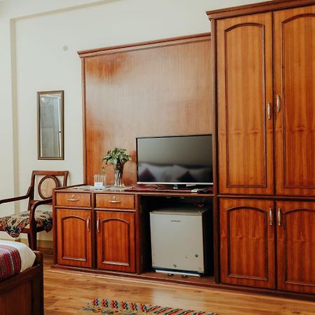 Tise Hotel กาฐมาณฑุ ภายนอก รูปภาพ